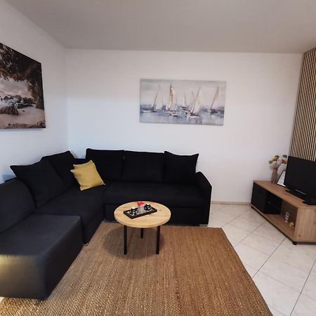 Apartments With A Swimming Pool Punat, Krk - 5378 Екстериор снимка