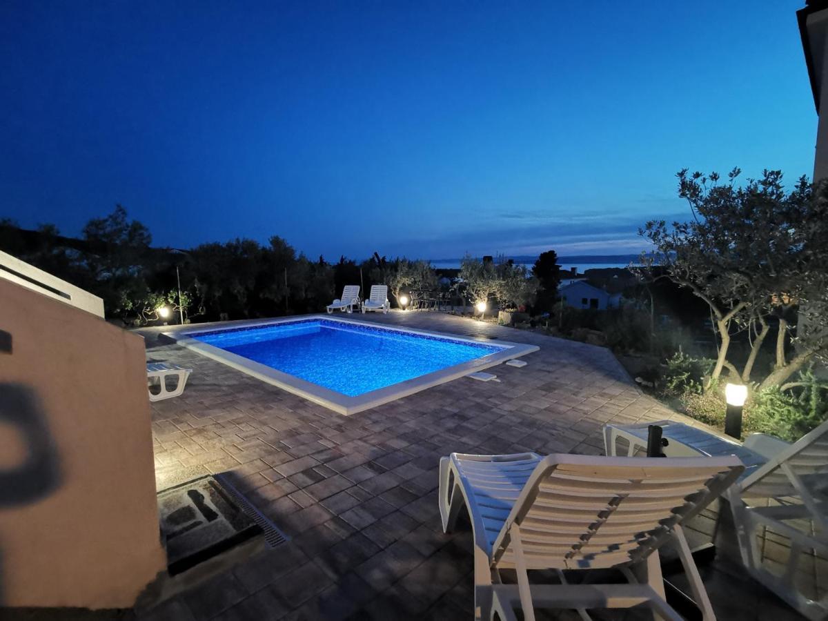 Apartments With A Swimming Pool Punat, Krk - 5378 Екстериор снимка